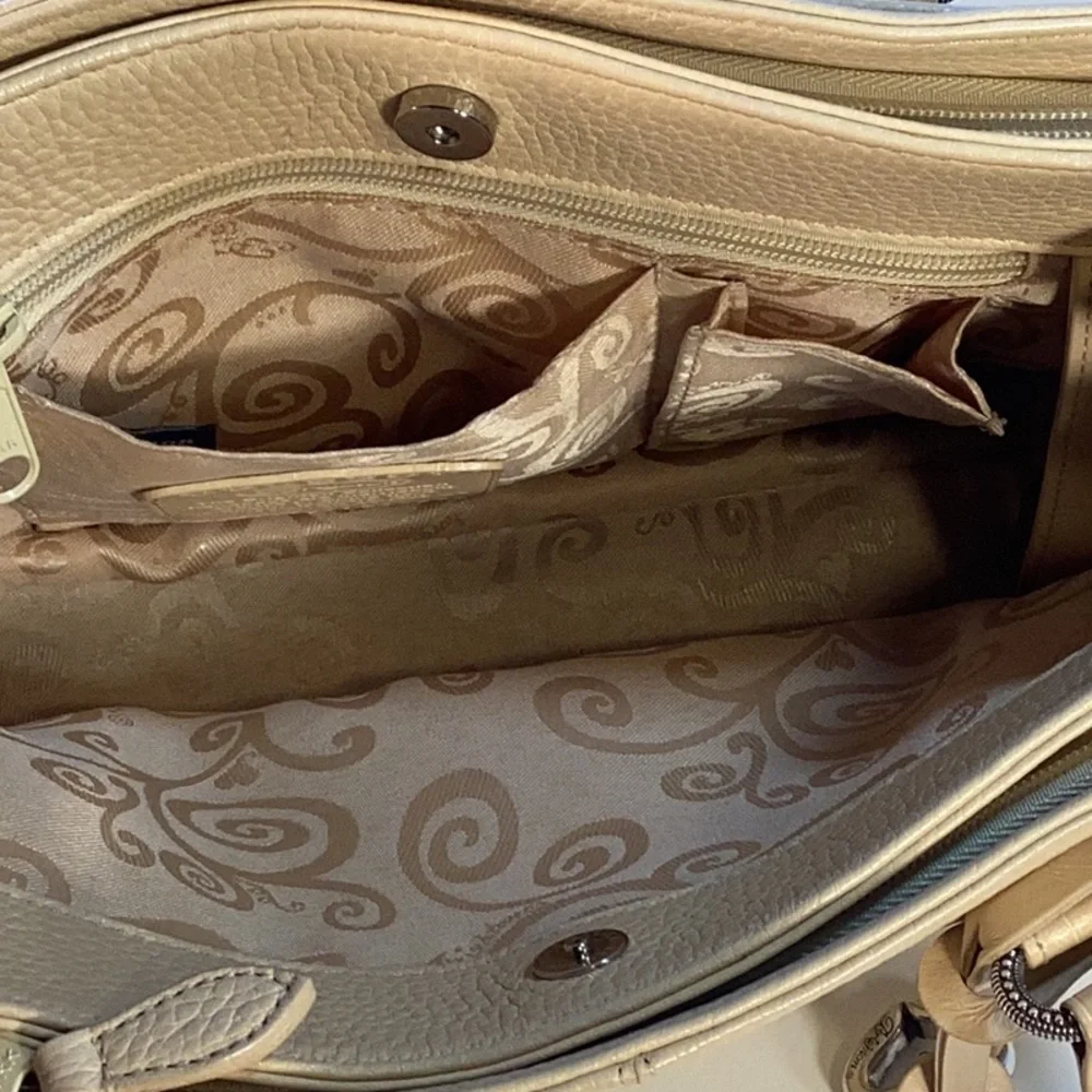 Brighton Beige/Tan Leather Shoulder Bag